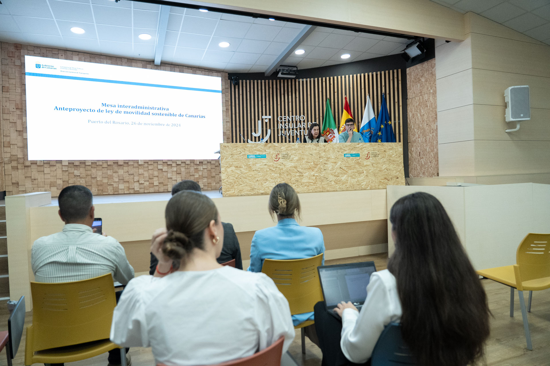 María Fernández presenta en Fuerteventura las claves de participación para crear la Ley de Movilidad Sostenible